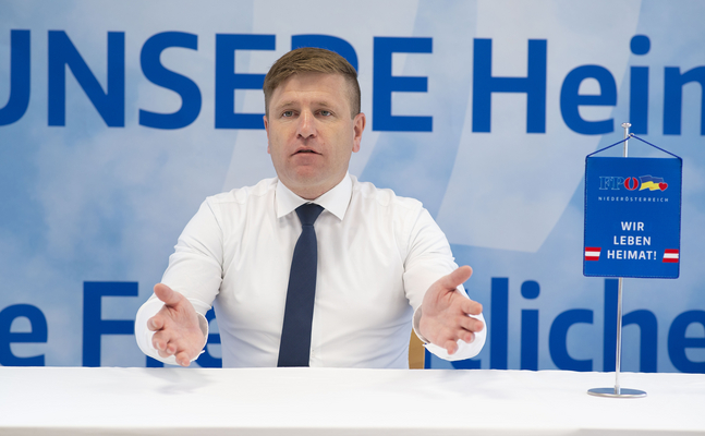 Wehrsprecher LAbg. Jürgen Handler kritisiert das Vorgehen der ÖVP scharf