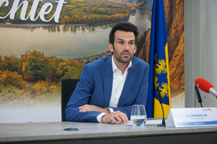 Udo Landbauer fordert eine sofortige Öffnung der Gastronomie 