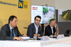 Pressekonferenz B33 Felssturz (Foto: NLK Pfeffer) 