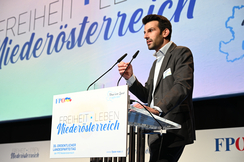 Udo Landbauer warnt vor einem längst realen Impfzwang