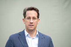 LAbg. Ing. Mag. Reinhard Teufel fordert einen staatlichen Energiepreisstopp.