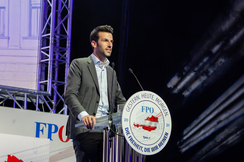 Udo Landbauer kämpft für die Rechte sozial Schwacher